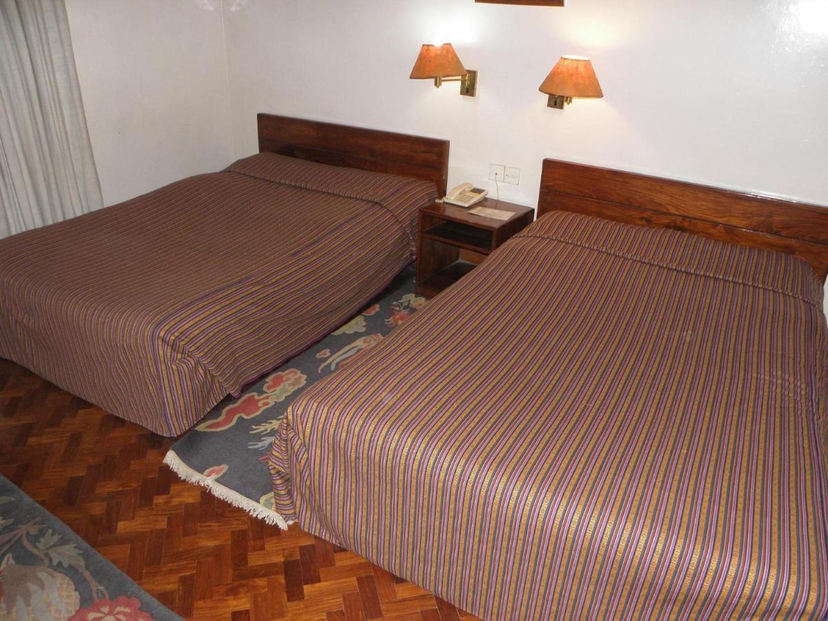 Vajra Hotel Катманду Экстерьер фото